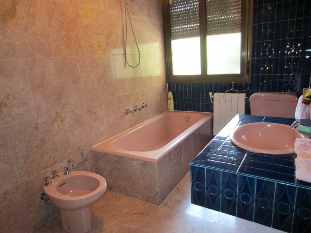 Casa De Julio Marroquin Villa Pradoluengo Kültér fotó