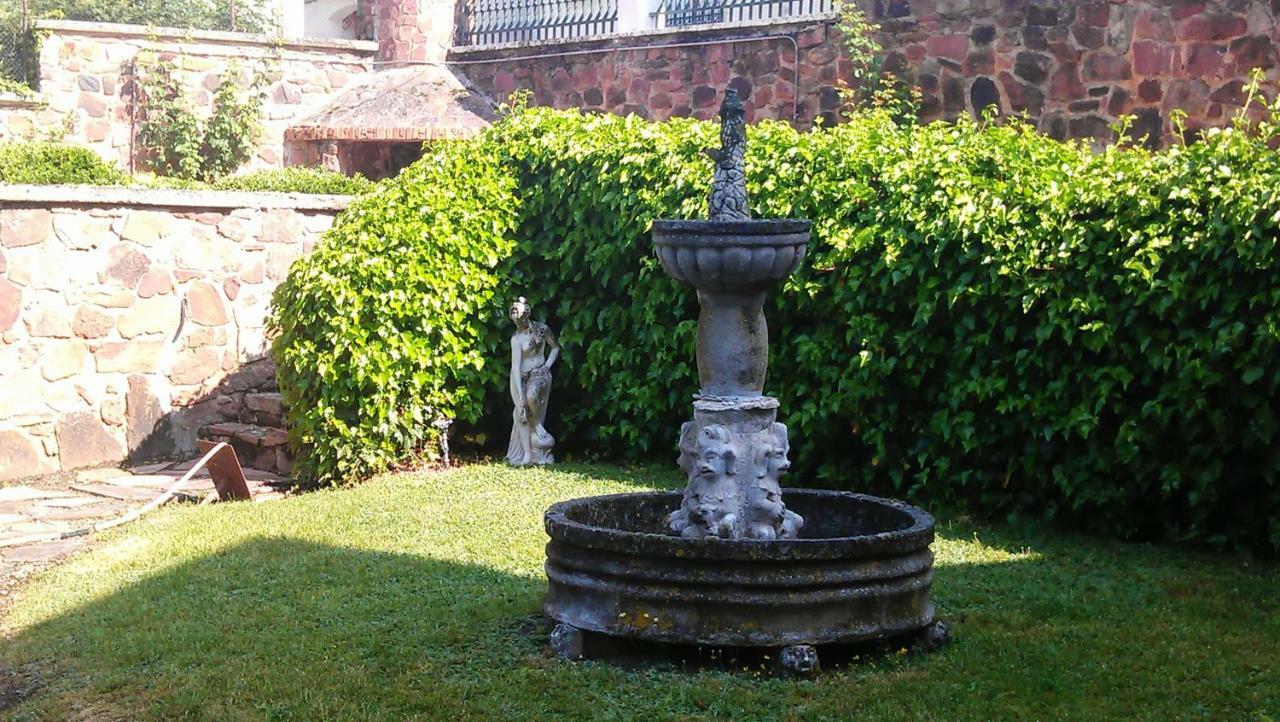 Casa De Julio Marroquin Villa Pradoluengo Kültér fotó
